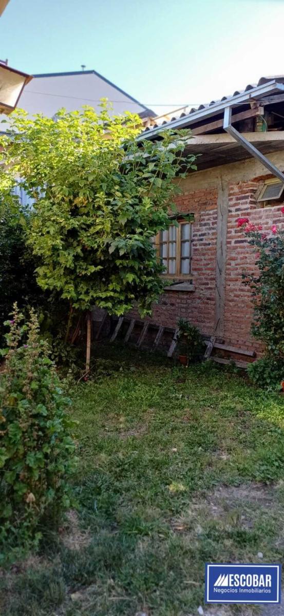 Terreno con casa, totalmente plano, idel desarrollo - 9