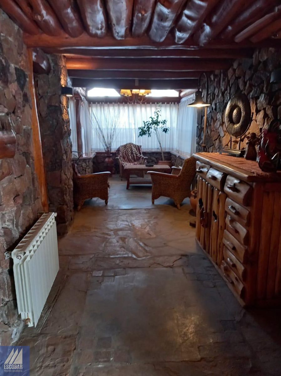 GRAN CASA + CABAÑA ADICIONAL- BUSTILLO Y NILPI - 4