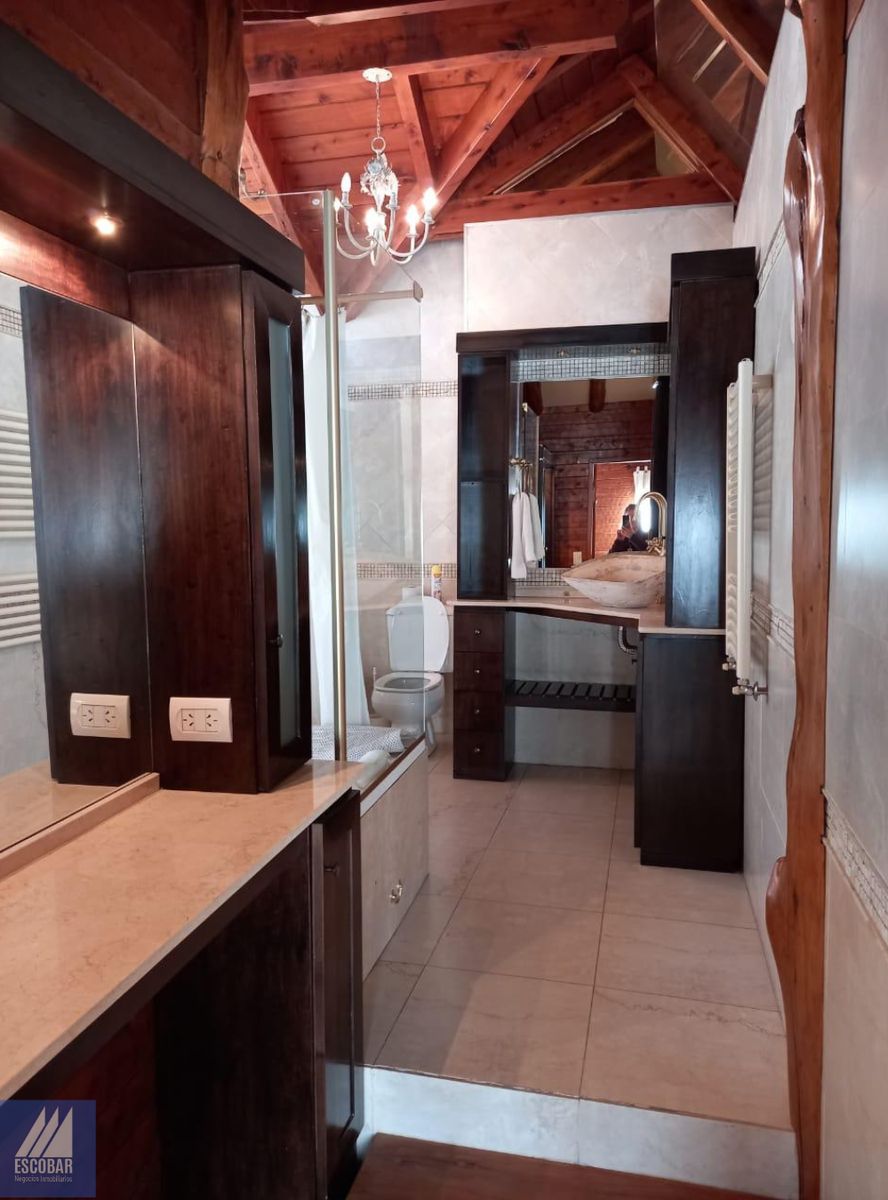 GRAN CASA + CABAÑA ADICIONAL- BUSTILLO Y NILPI - 12