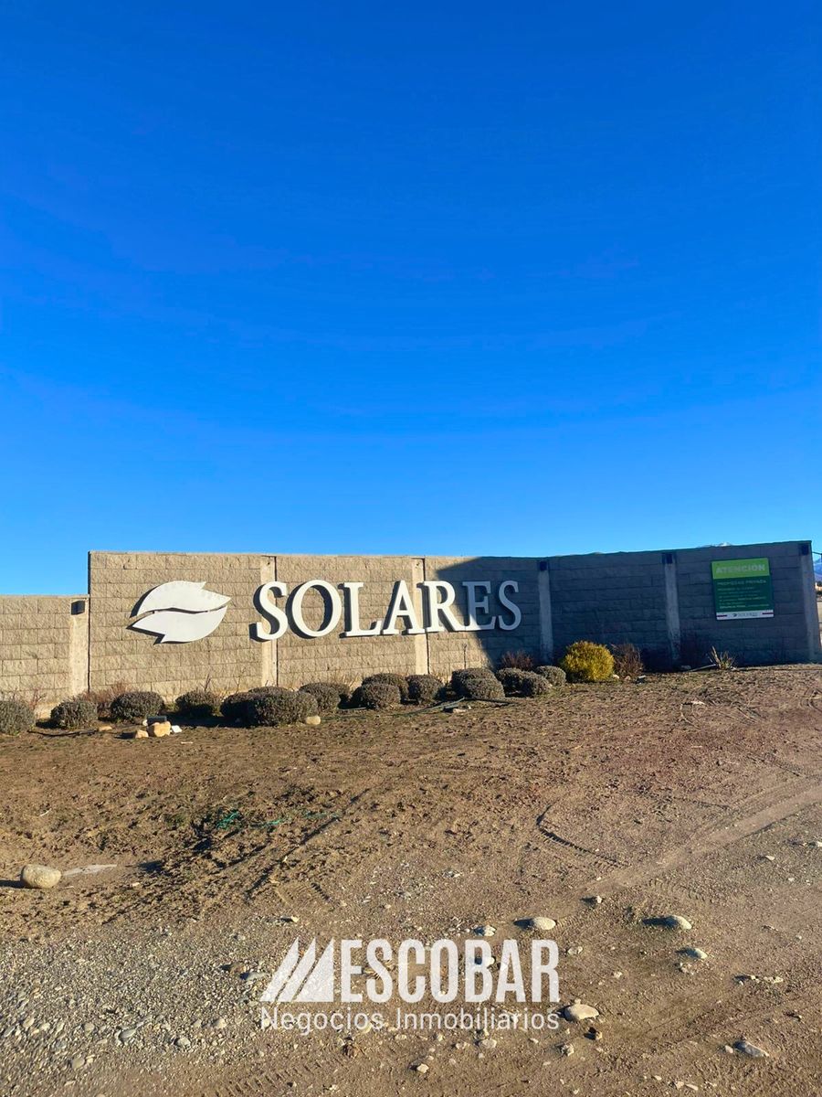 LOTE EN EL BARRIO LOS SOLARES - 1