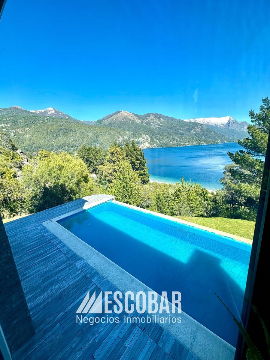 LUJOSA CASA CON COSTA AL LAGO - 9