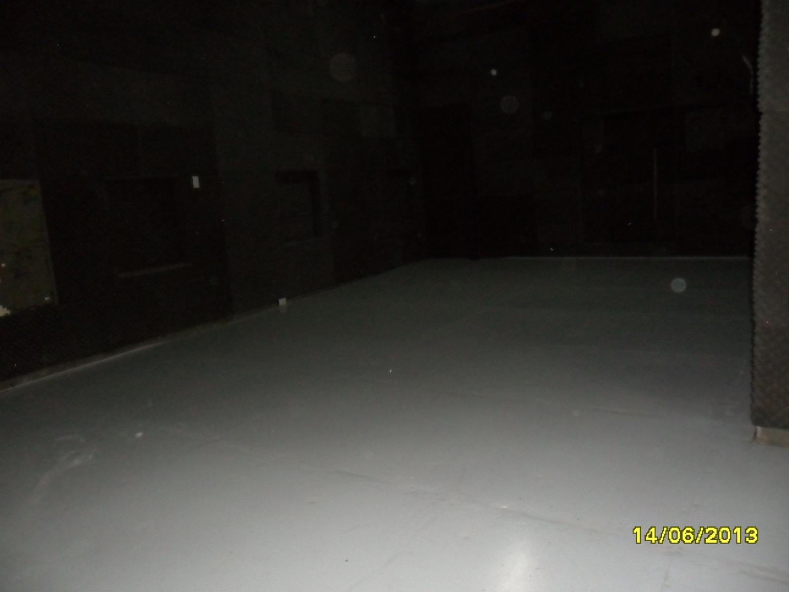 GALPON CON OFICINAS - 18