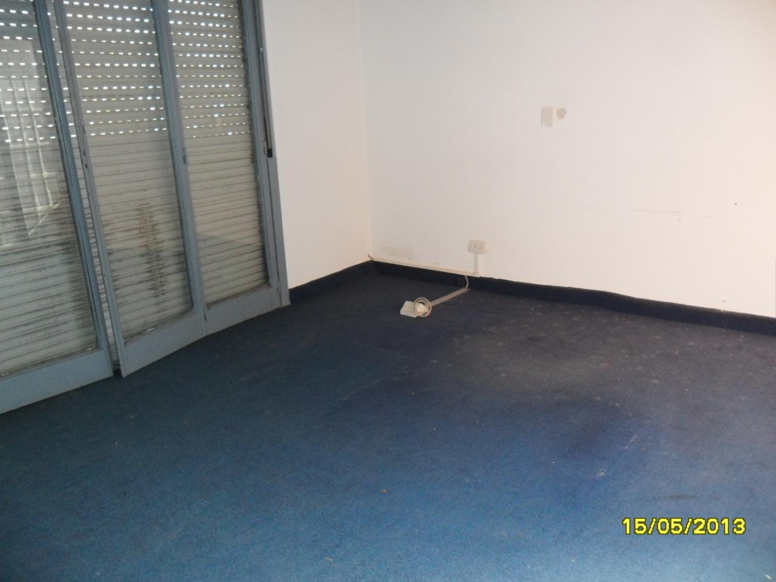 LOTE CON EDIFICACION - 6