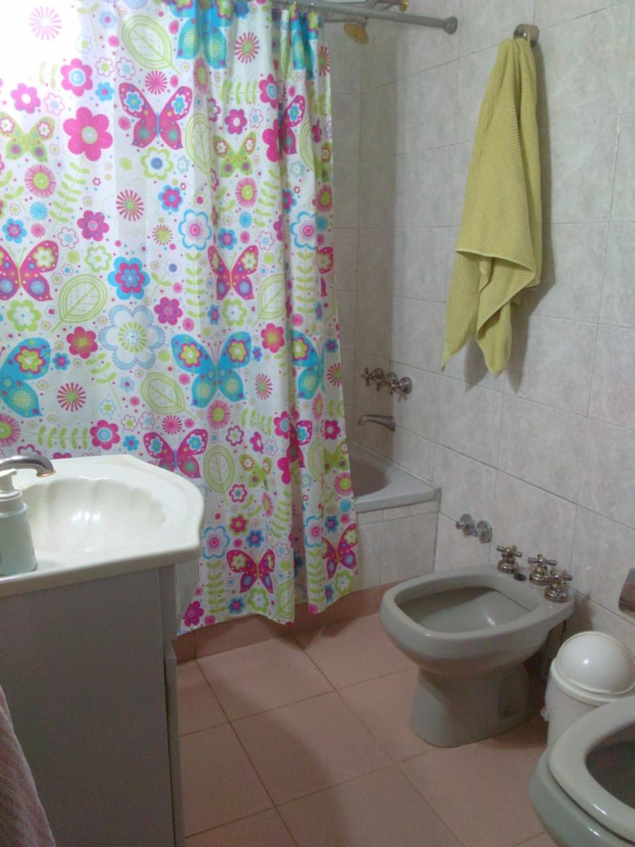 HERMOSA PROPIEDAD SOBRE LOTE PROPIO DE 4 AMBIENTES EN VILLA BALLESTER. LOS PROPIETARIOS ACEPTAN OFERTAS. OPORTUNIDAD — foto 12