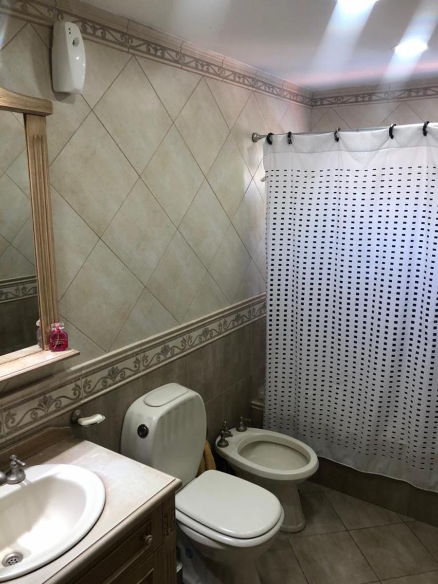 EXCELENTE PROPIEDAD SOBRE LOTE PROPIO DE 10 X 27 — foto 12