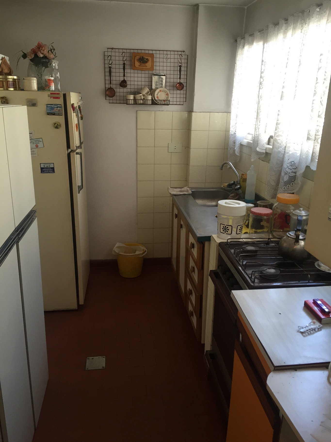 Departamento 2 Ambientes Frente a la Municipalidad de Moron. Inmejorable zona — foto 4
