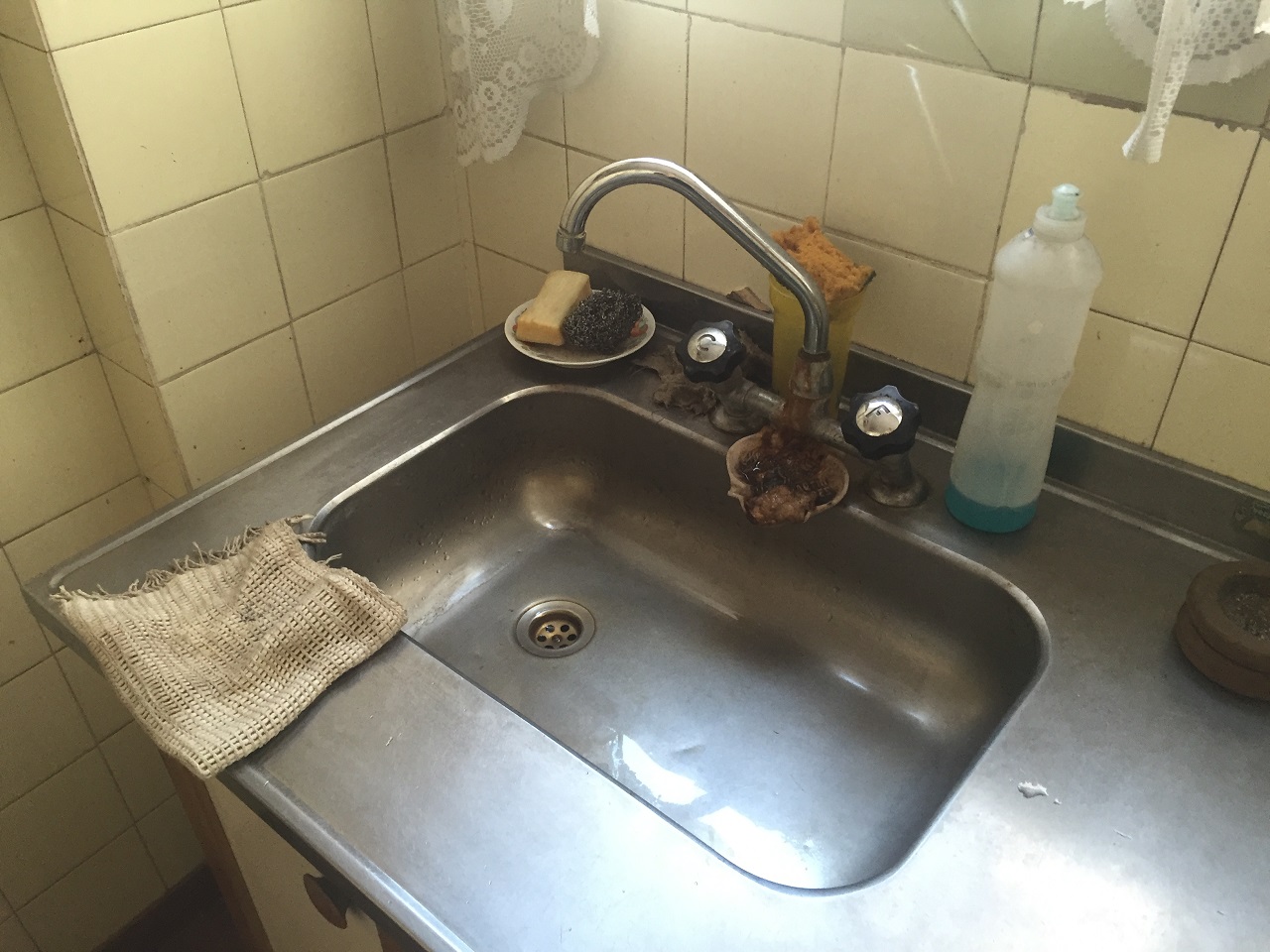 Departamento 2 Ambientes Frente a la Municipalidad de Moron. Inmejorable zona — foto 7