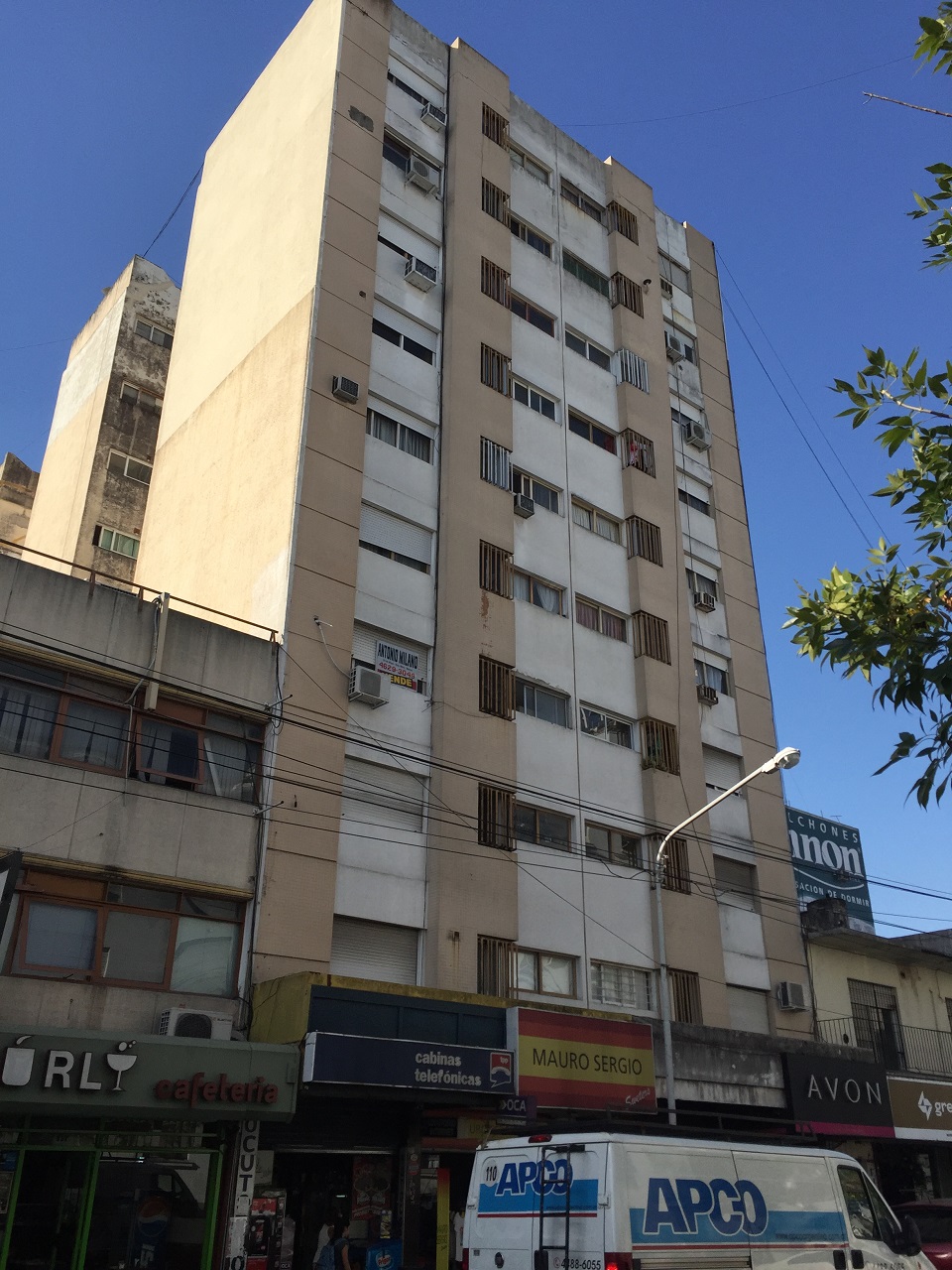 Departamento 2 Ambientes Frente a la Municipalidad de Moron. Inmejorable zona — foto 14