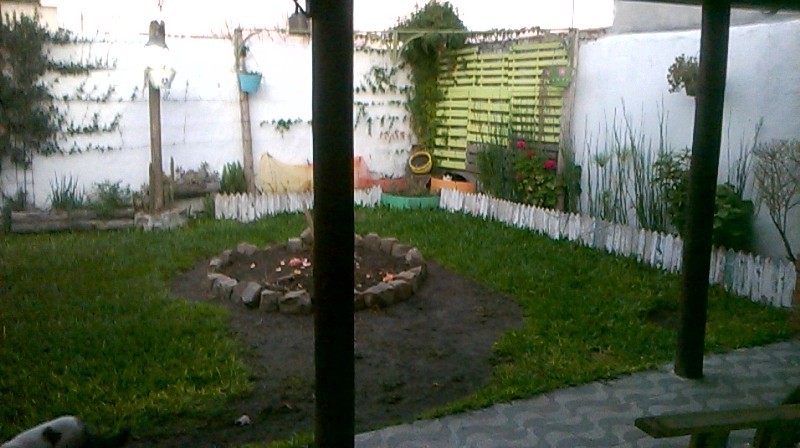 Se vende casa de 2 dormitorios