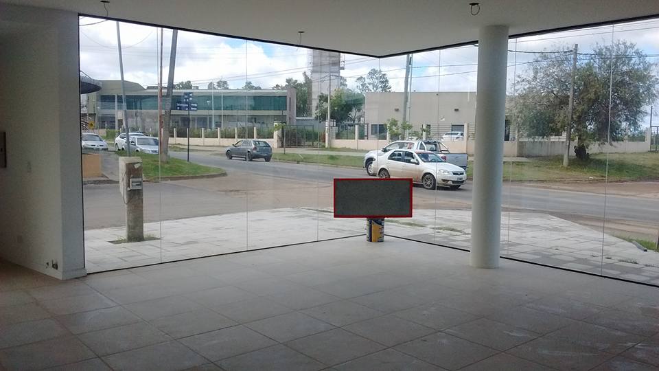 Se alquila local comercial - 8