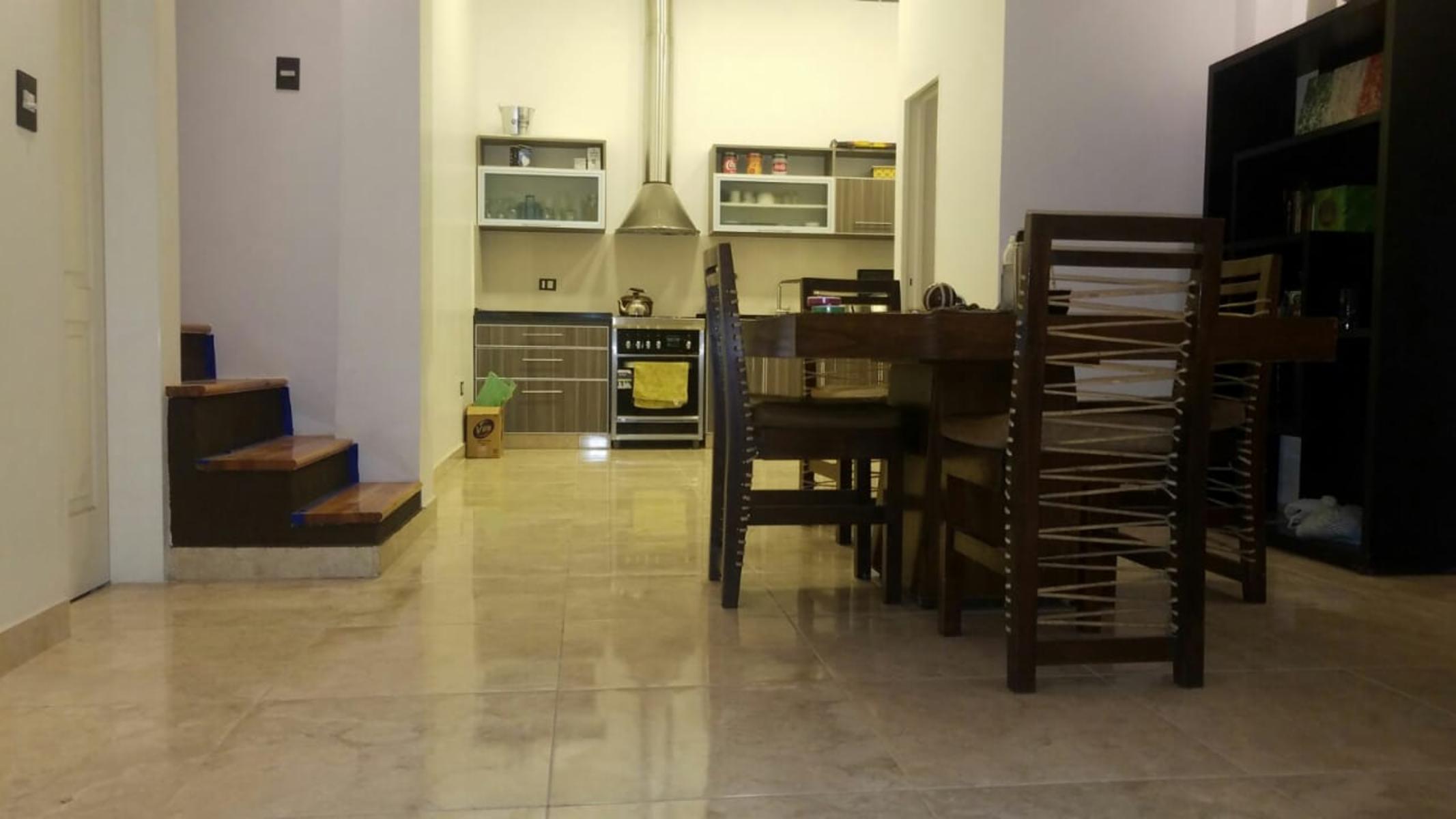PH AL FRENTE TIPO CASA - CON COCHERA - EXCELENTE UBICACIÓN - DETALLES DE CATEGORÍA