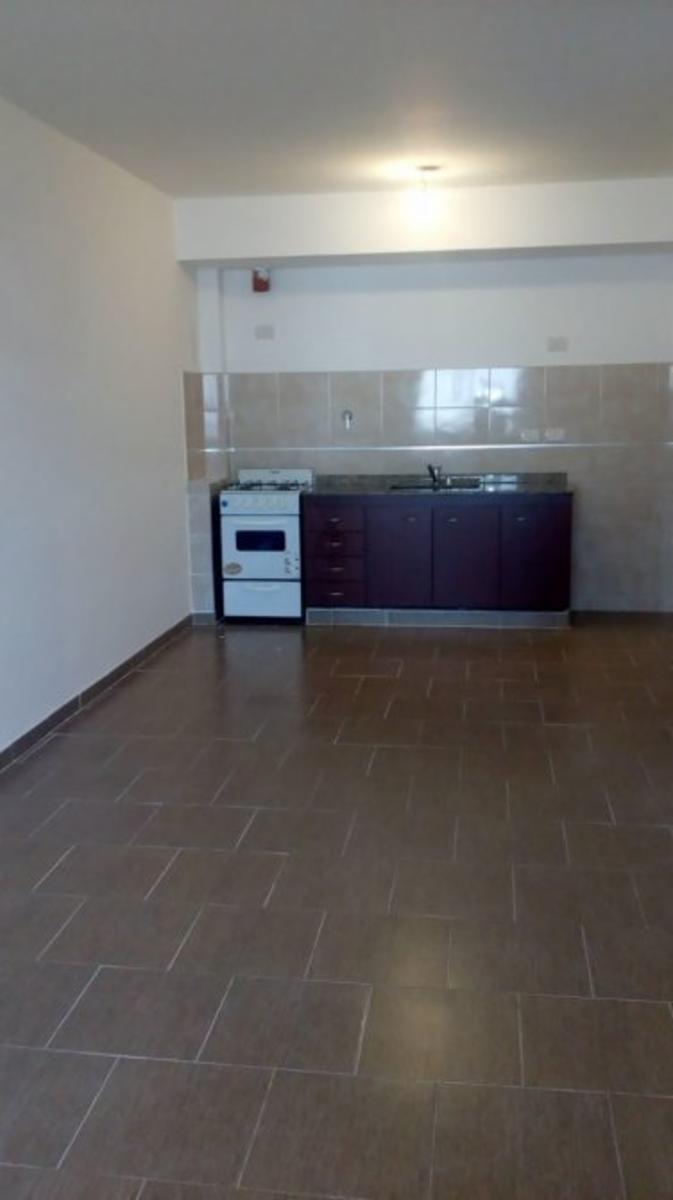 VENTA DE AMPLIO DEPARTAMENTO DE 2 AMBIENTES A ESTRENAR CON COCHERA - APTO A CREDITO