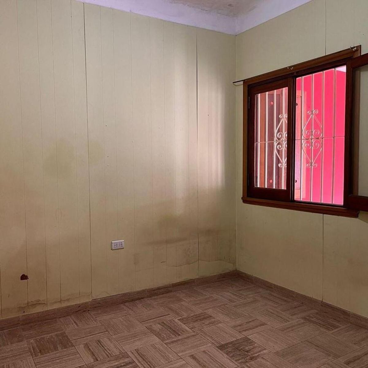 VENTA DE EXCELENTE CHALET 3 AMBIENTES CON COCHERA - LLAVALLOL — foto 9