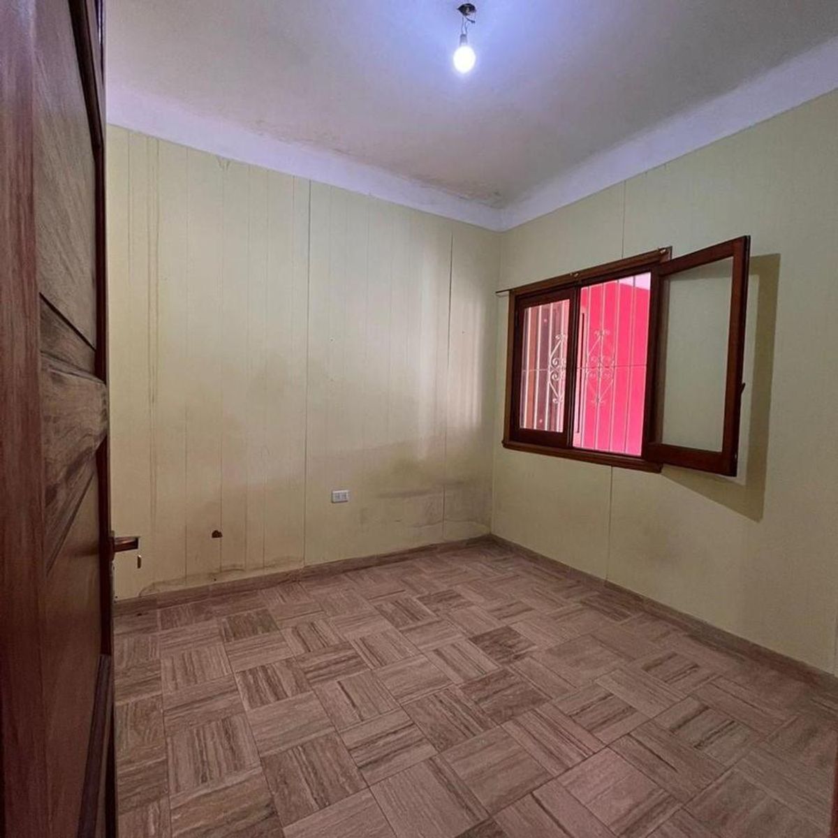VENTA DE EXCELENTE CHALET 3 AMBIENTES CON COCHERA - LLAVALLOL — foto 15