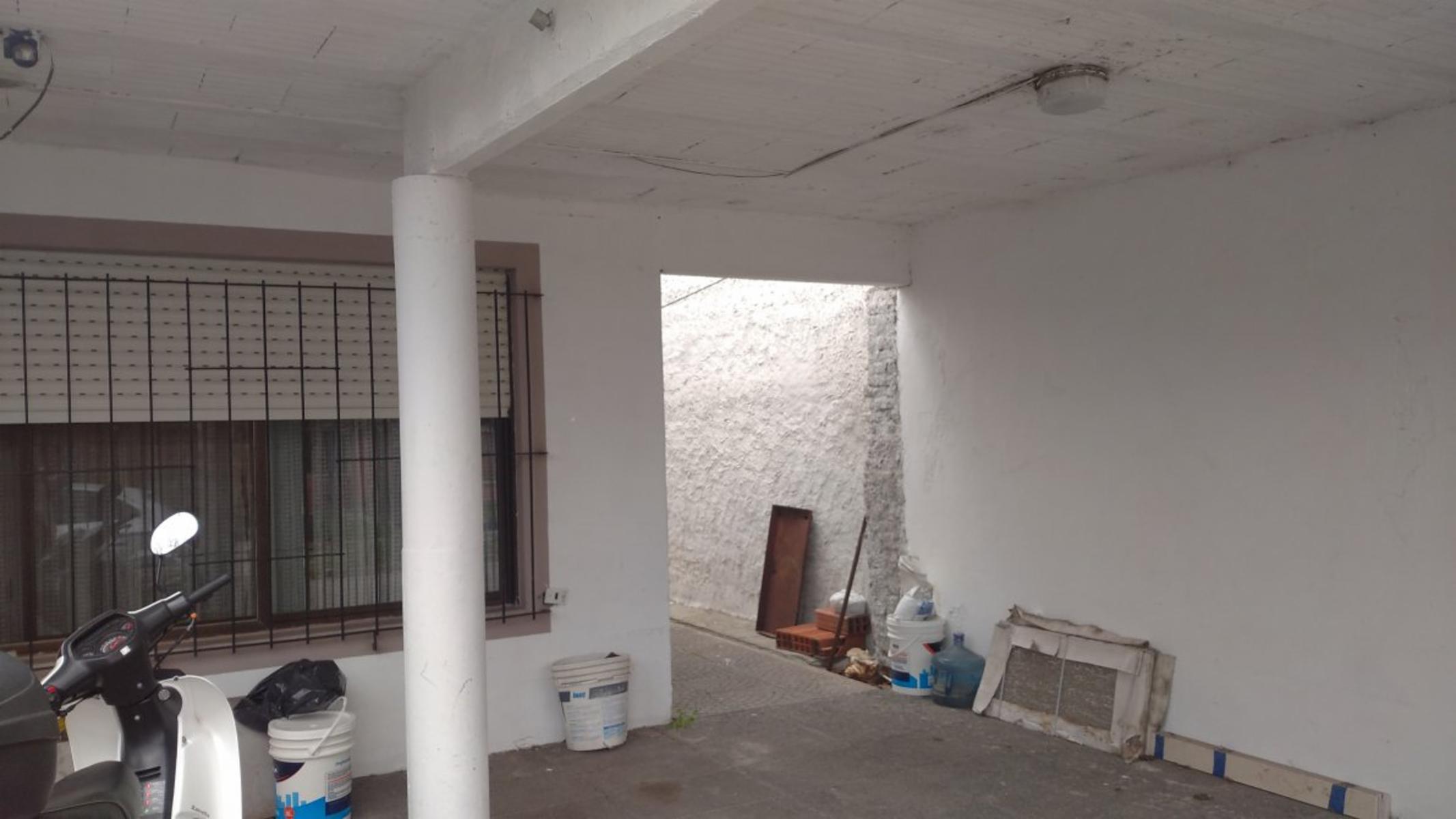 VENTA DE CASA 4 AMBIENTES MÁS DEPARTAMENTO 2 AMBIENTES, IDEAL DOS FAMILIAS O PARA INVERSIONISTAS - MONTE GRANDE — foto 6