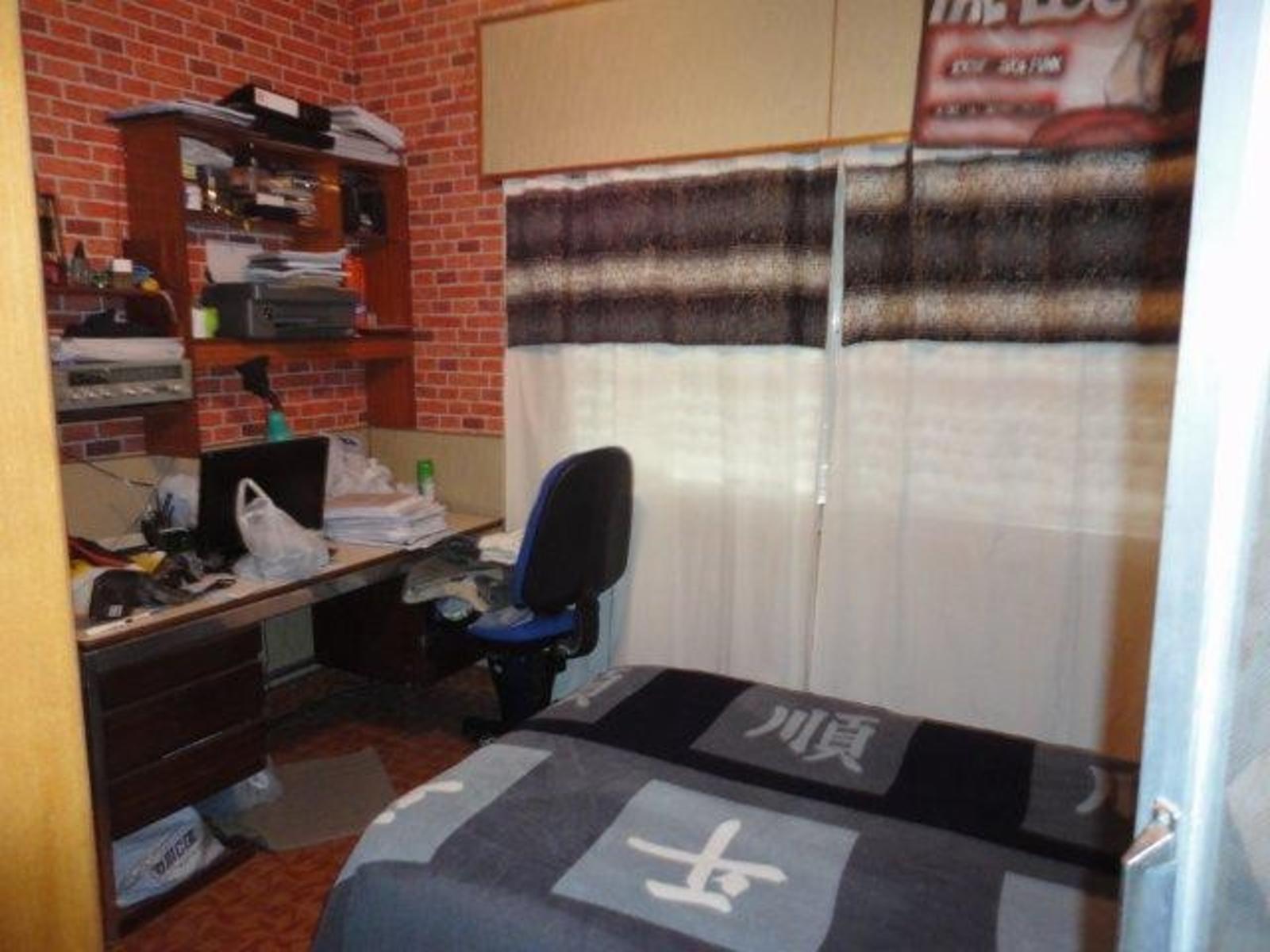 VENTA Y ALQUILER DE CHALET 5 AMBIENTES - AMPLIO LOTE - QUINCHO Y PILETA RIÑÓN - COCHERA PASANTE — foto 10