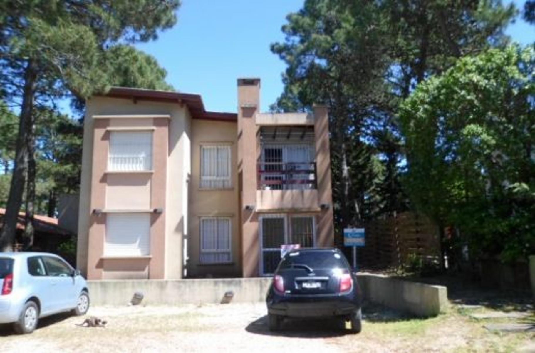 VENTA DE DEPARTAMENTO 3 AMBIENTES EN PLANTA BAJA - PINAMAR NORTE