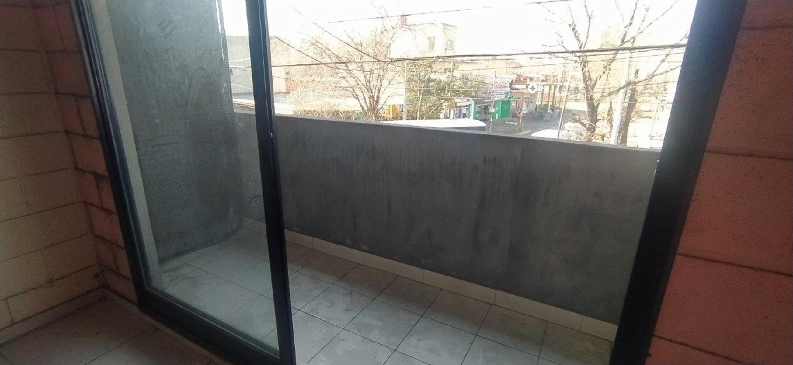 VENTA DE DEPARTAMENTO 2 AMBIENTES TIPO DÚPLEX - CON BALCÓN A LA CALLE - TRISTAN SUAREZ — foto 5