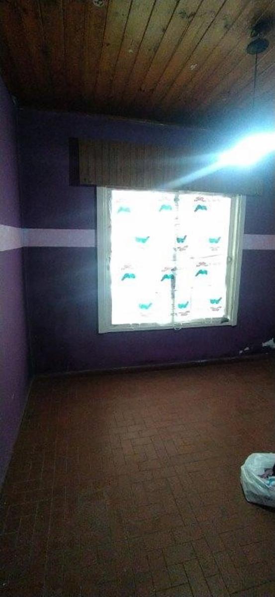 VENTA DE CASA 3 AMBIENTES MÁS LOCAL Y LAVADERO - EN ESQUINA - COCHERA - OPORTUNIDAD — foto 9