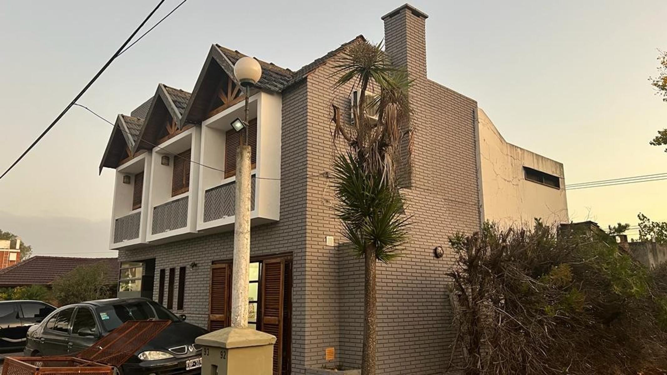 VENTA DE AMPLIO CHALET 5 AMBIENTES EN COUNTRY EL VENADO I - CANNING - LOTE DE 450 M² - 3