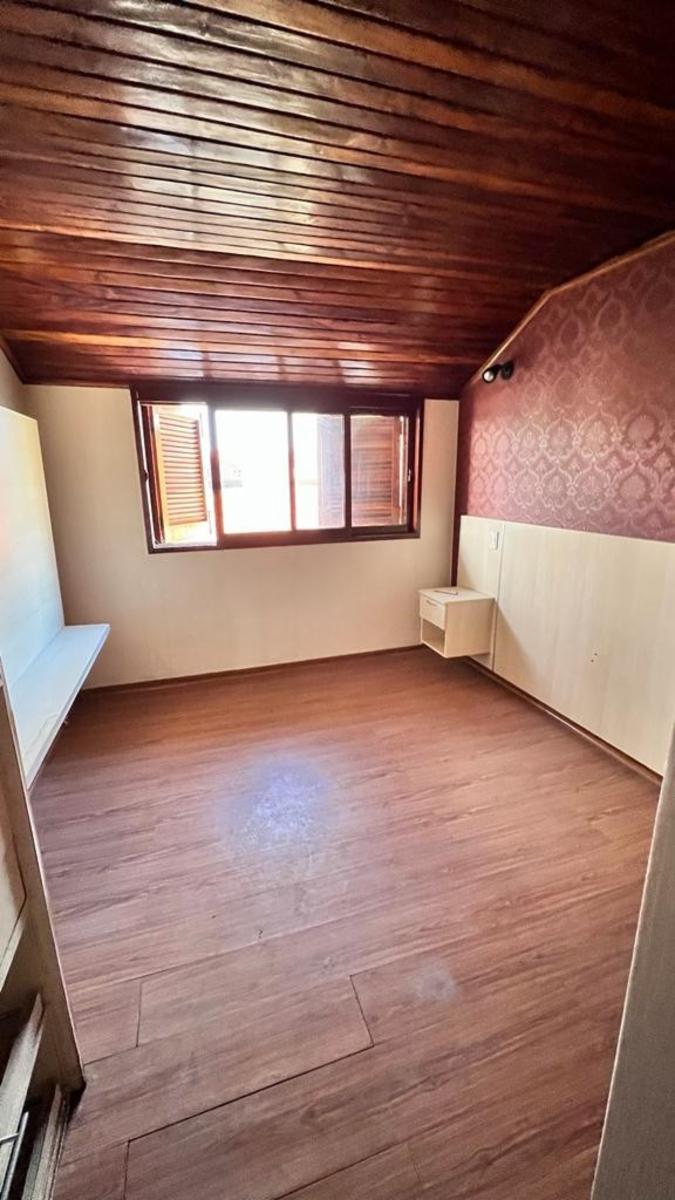 VENTA DE AMPLIO CHALET 5 AMBIENTES EN COUNTRY EL VENADO I - CANNING - LOTE DE 450 M² - 17