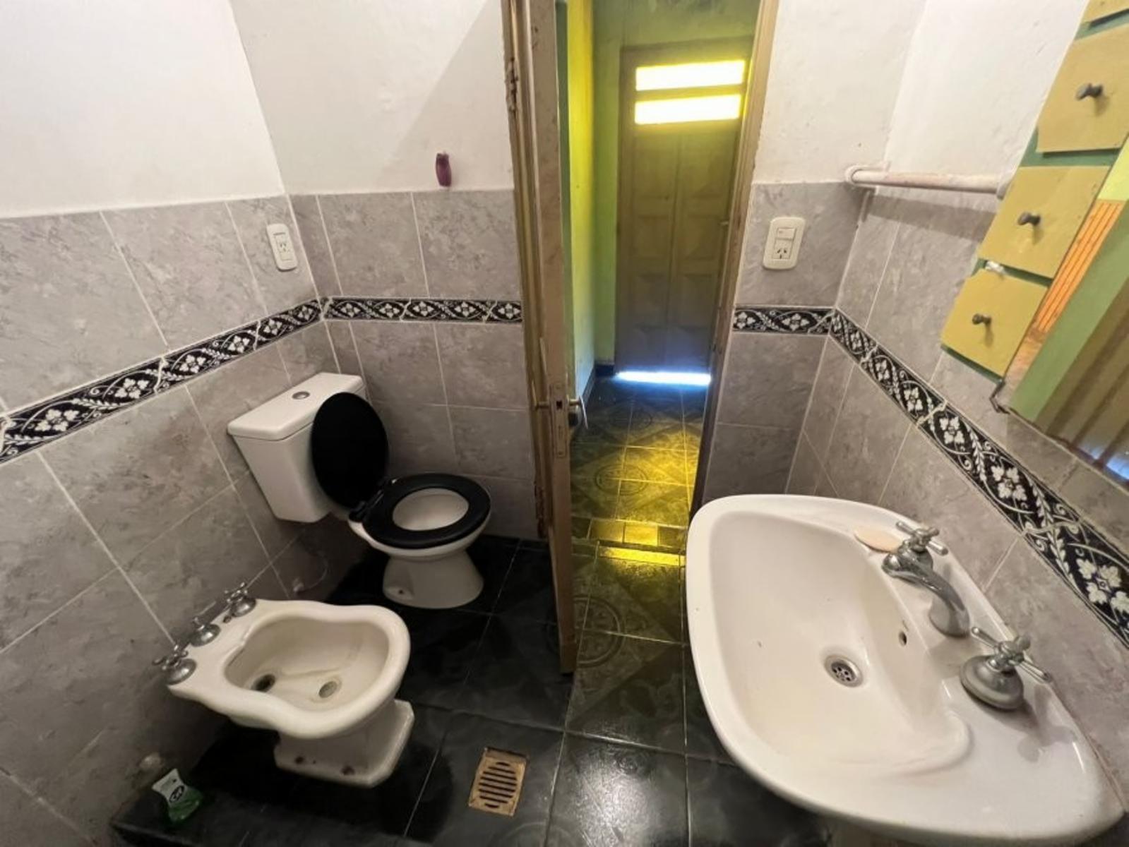 VENTA DE CASA 3 AMBIENTES EN EZEIZA - LOTE DE 217 M² - OPORTUNIDAD — foto 8