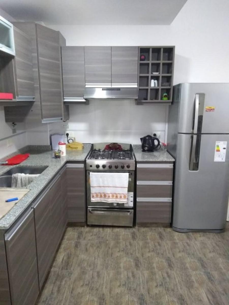 VENTA DE DEPARTAMENTO MONOAMBIENTE EN PLENO CENTRO DE MONTE GRANDE - 44 M² CON POSIBILIDAD DE DIVIDIR — foto 3