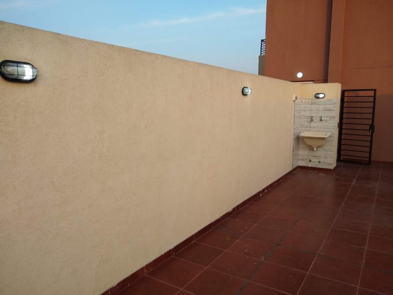 VENTA DE DEPARTAMENTO MONOAMBIENTE EN PLENO CENTRO DE MONTE GRANDE - 44 M² CON POSIBILIDAD DE DIVIDIR — foto 9