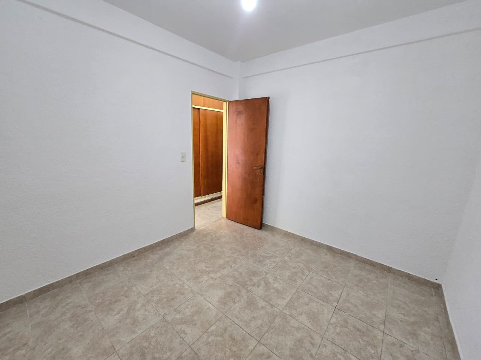 ALQUILER DE DEPARTAMENTO 3 AMBIENTES EN EL SEGUNDO PISO DEL EDIFICIO 5 DEL COMPLEJO VITUN 3 DEL BARRIO COCA COLA - MONTE GRANDE - 31