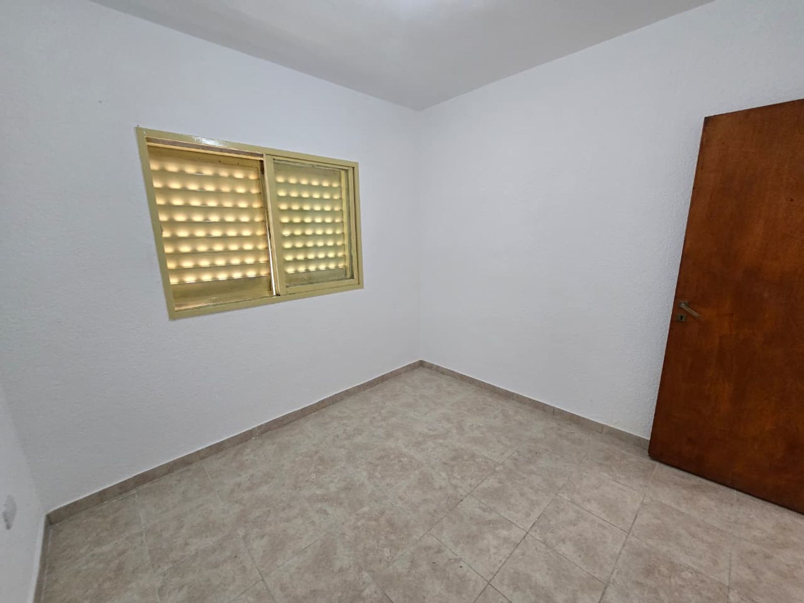 ALQUILER DE DEPARTAMENTO 3 AMBIENTES EN EL SEGUNDO PISO DEL EDIFICIO 5 DEL COMPLEJO VITUN 3 DEL BARRIO COCA COLA - MONTE GRANDE - 32