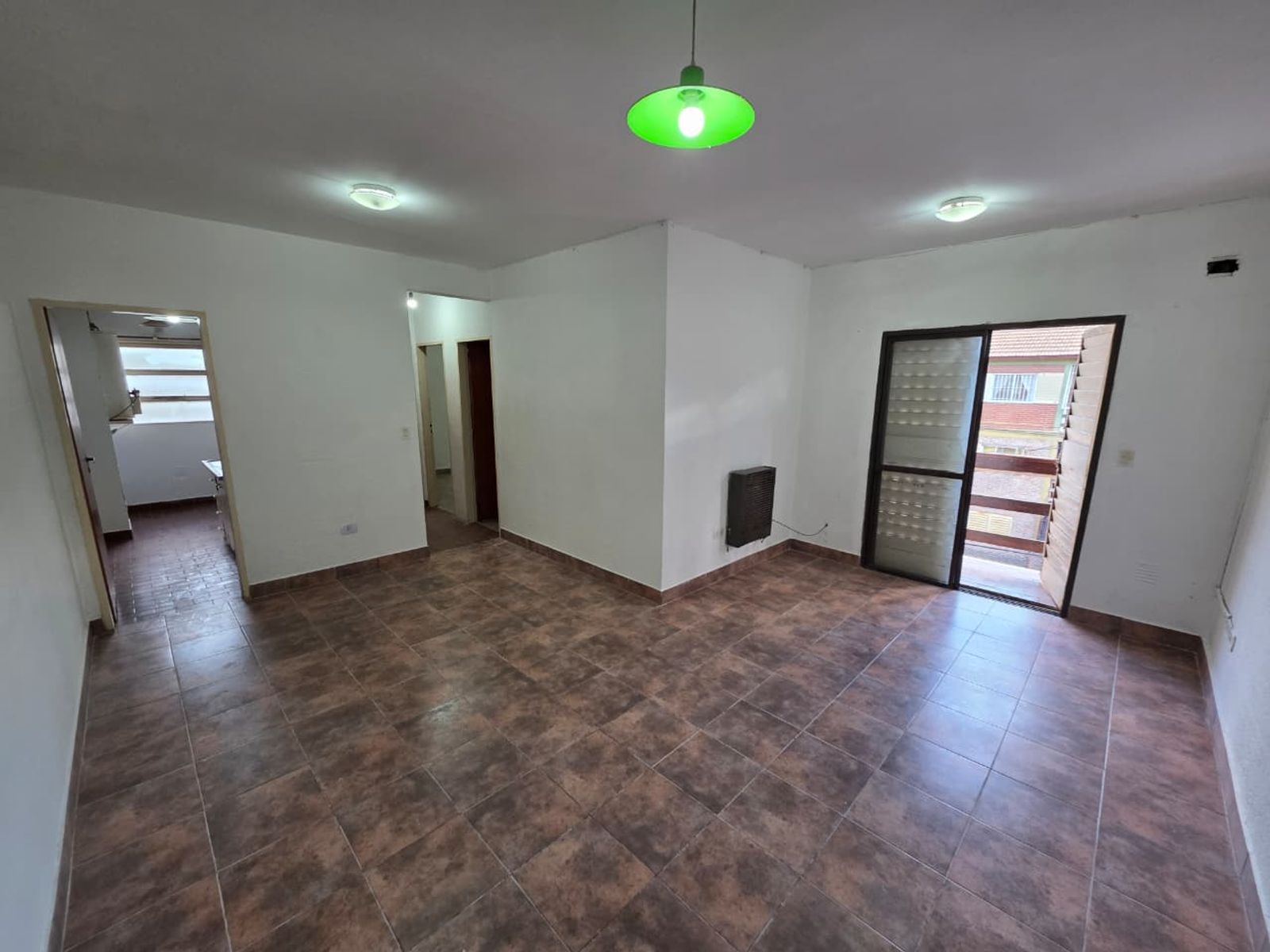 ALQUILER DE DEPARTAMENTO 3 AMBIENTES - BARRIO COCA COLA - MONTE GRANDE - 2