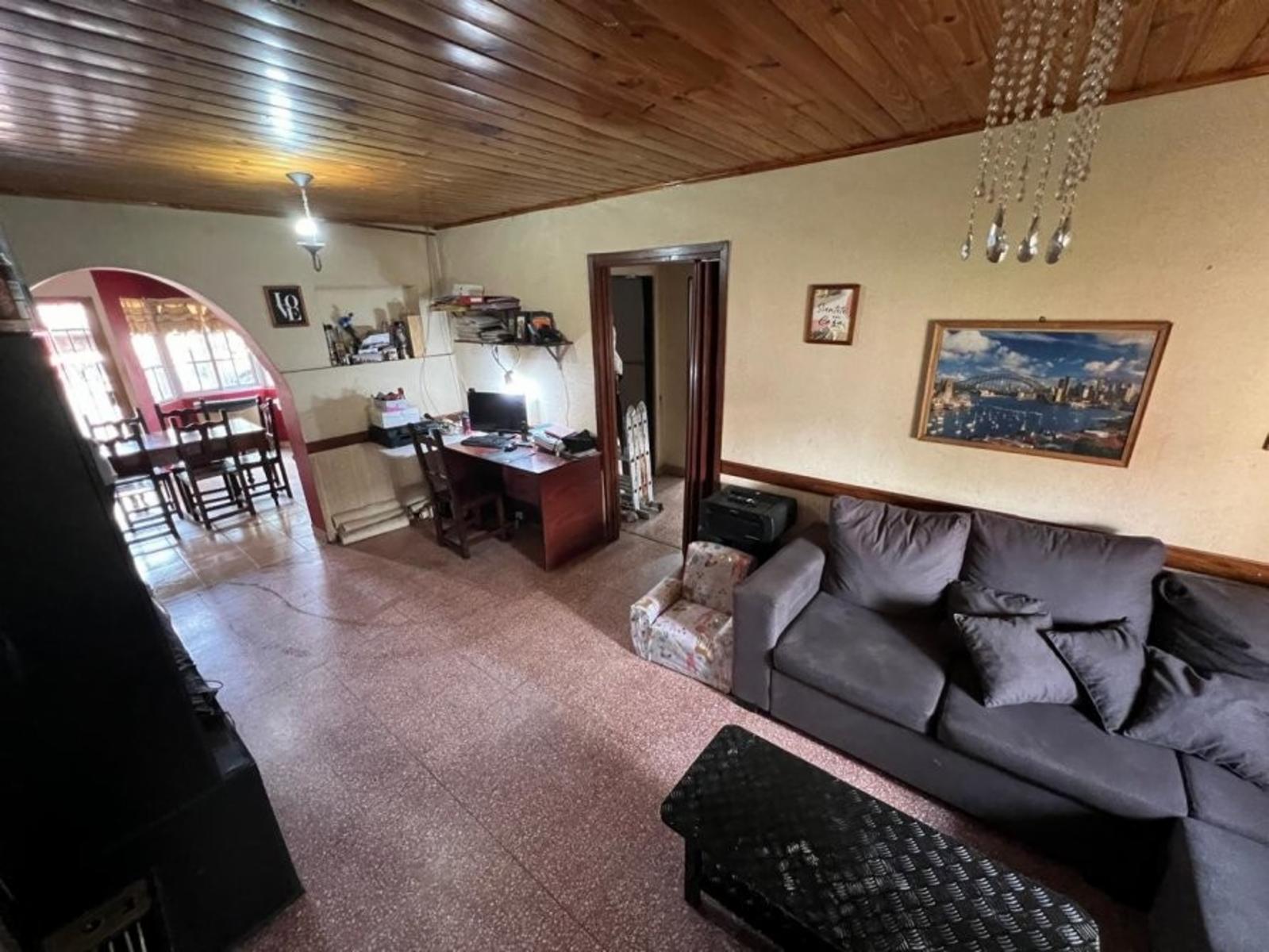 VENTA DE CHALET 3 AMBIENTES EN MONTE GRANDE - COCHERA - PARRILLA - PILETA - LOTE 300 M² — foto 5