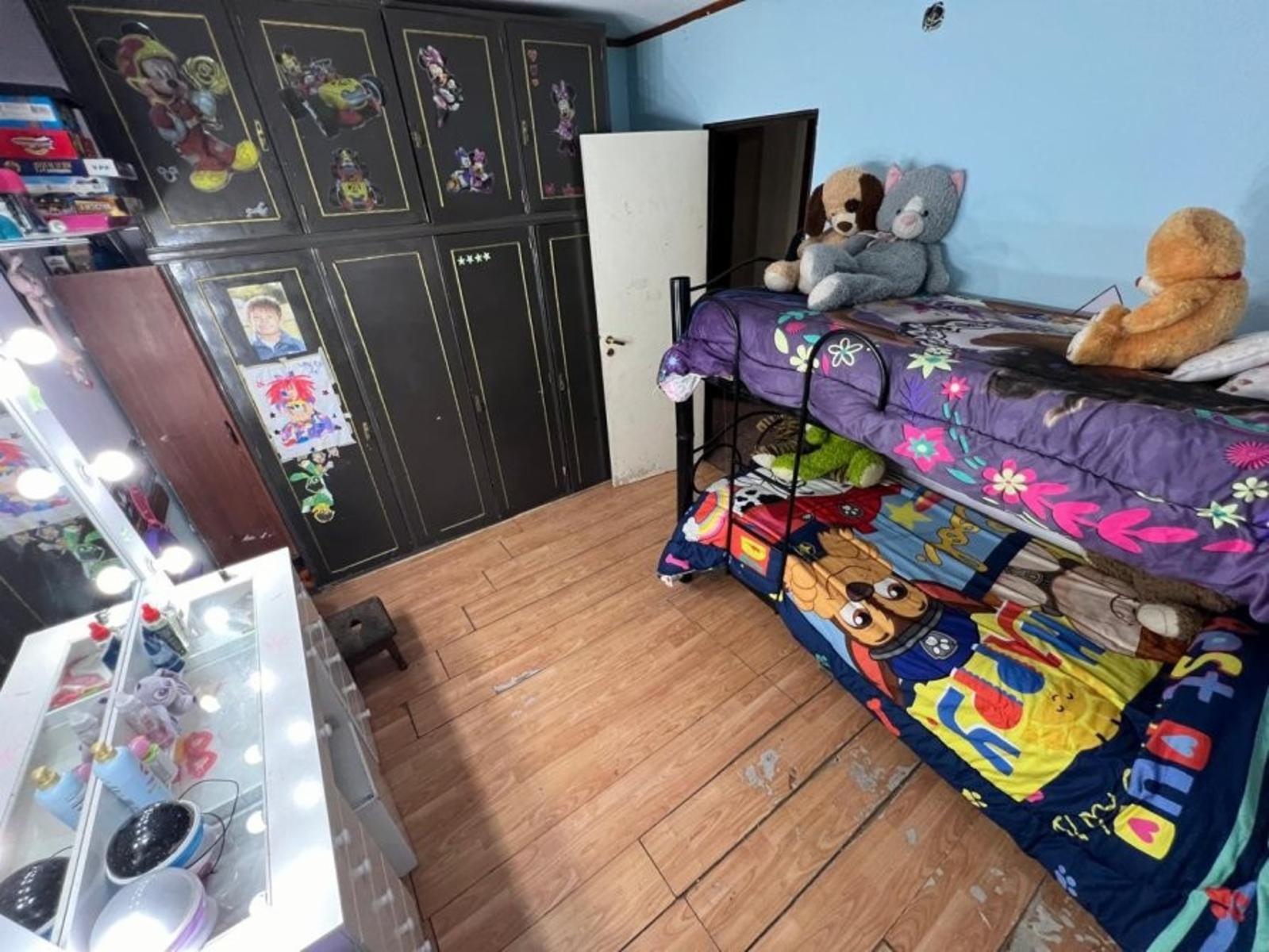 VENTA DE CHALET 3 AMBIENTES EN MONTE GRANDE - COCHERA - PARRILLA - PILETA - LOTE 300 M² — foto 13