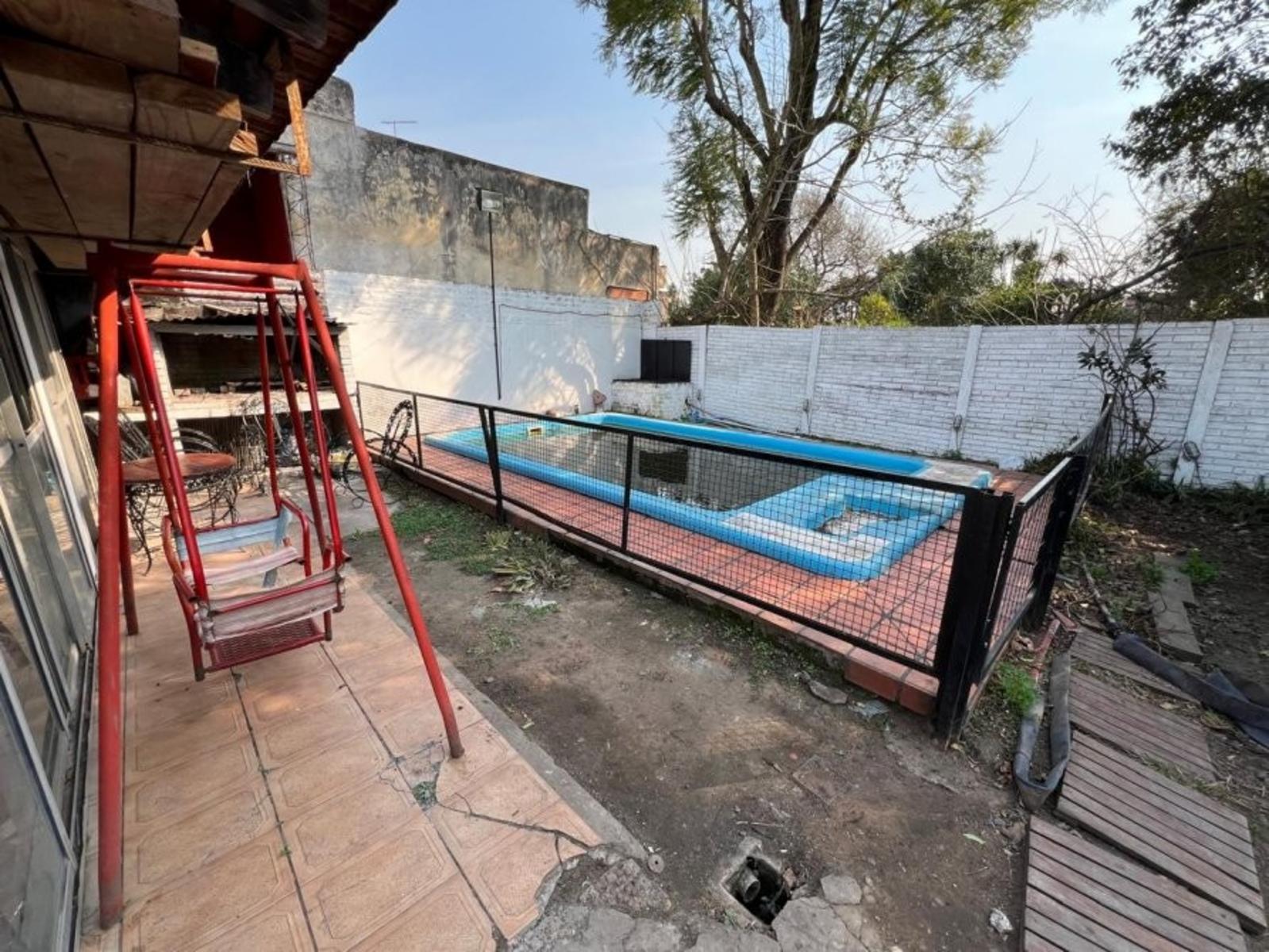 VENTA DE CHALET 3 AMBIENTES EN MONTE GRANDE - COCHERA - PARRILLA - PILETA - LOTE 300 M² — foto 14