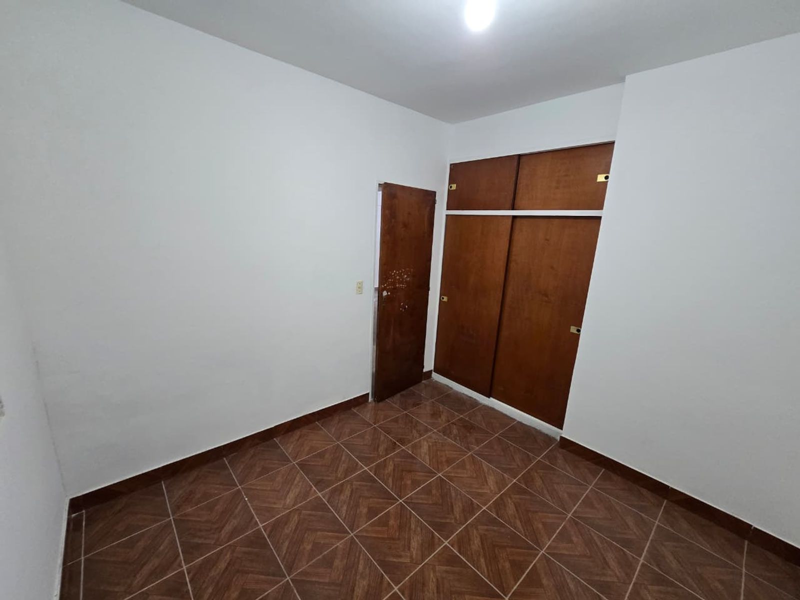 VENTA DE DEPARTAMENTO 3 AMBIENTES EN BARRIO COCA COLA - MONTE GRANDE - 6