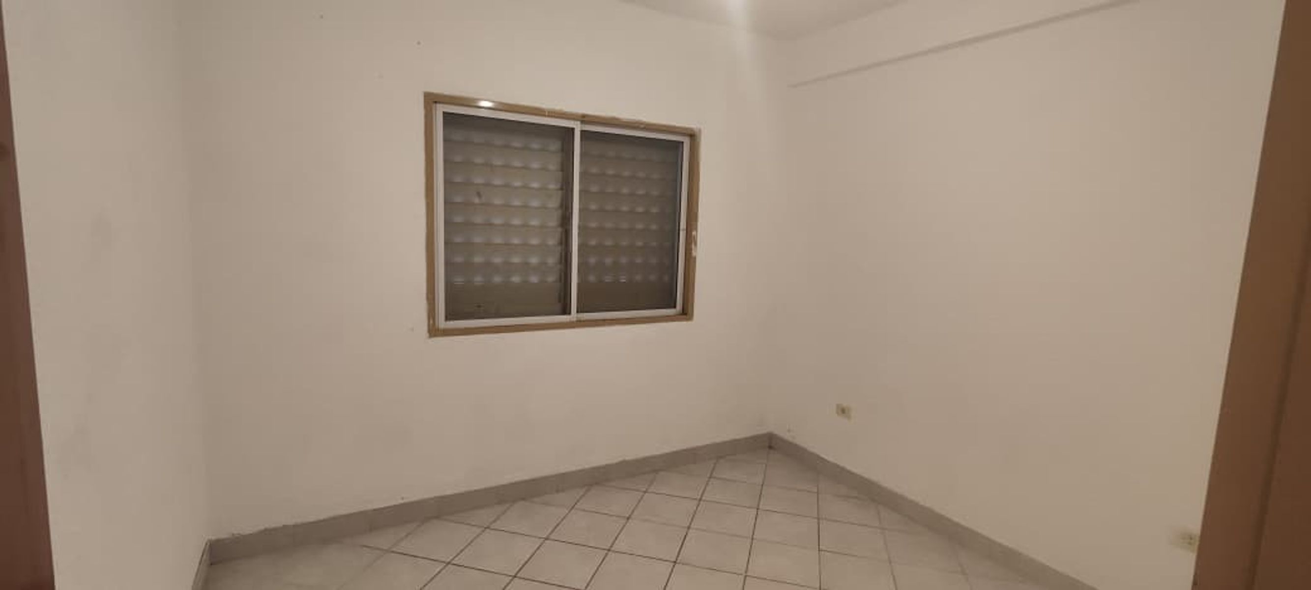 VENTA DE DEPARTAMENTO 3 AMBIENTES CON ESCRITURA EN BARRIO COCA COLA -MONTE GRANDE - PRIMEROS DEPARTAMENTOS CON ESCRITURA — foto 9