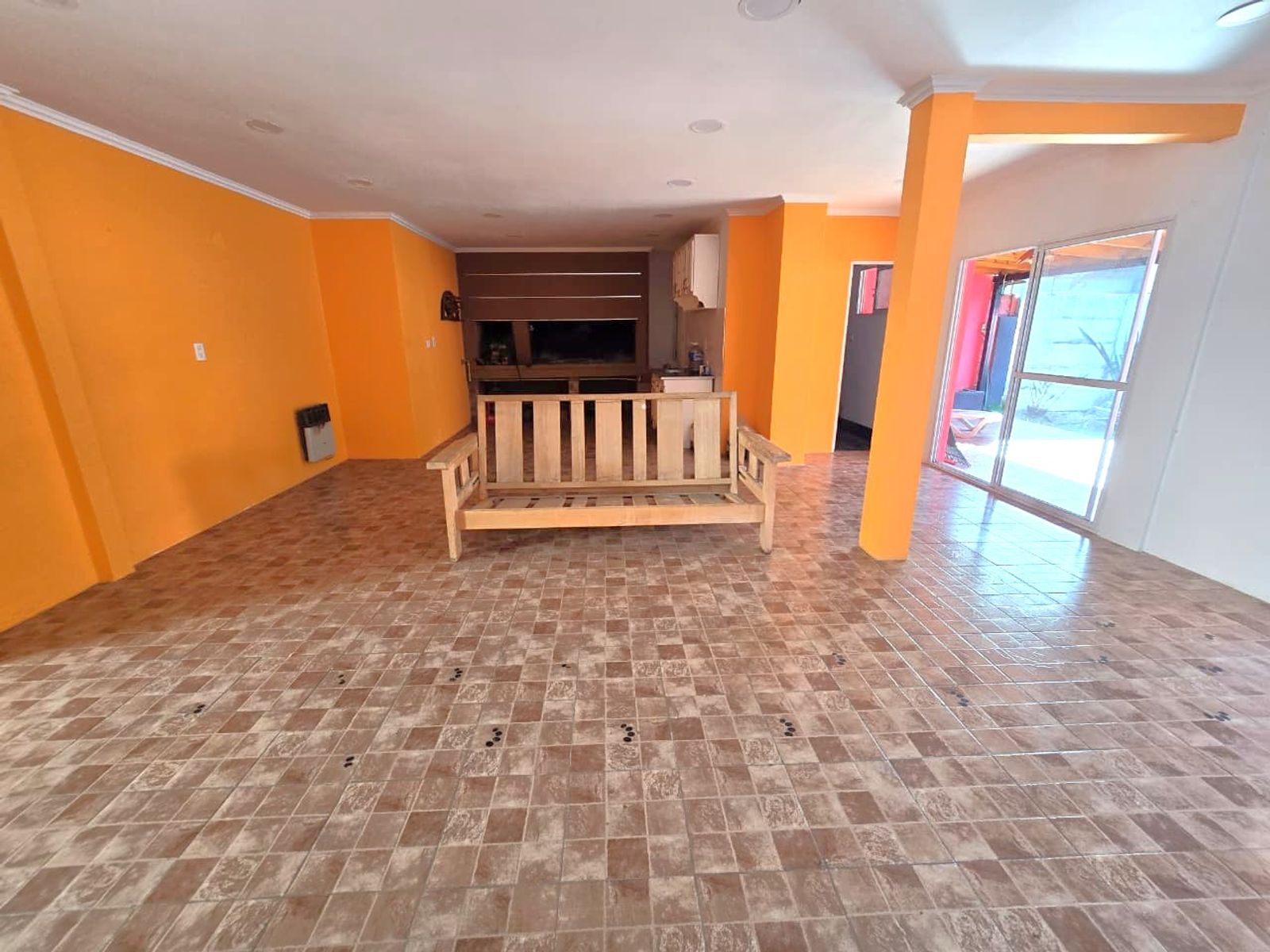 ALQUILER DE CASA 4 AMBIENTES CON PILETA DE NATACION - MONTE GRANDE — foto 2