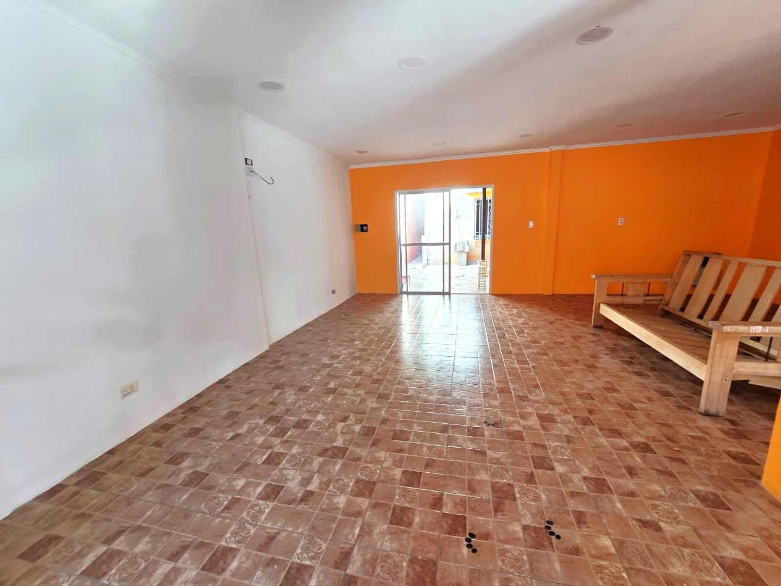 ALQUILER DE CASA 4 AMBIENTES CON PILETA DE NATACION - MONTE GRANDE — foto 3