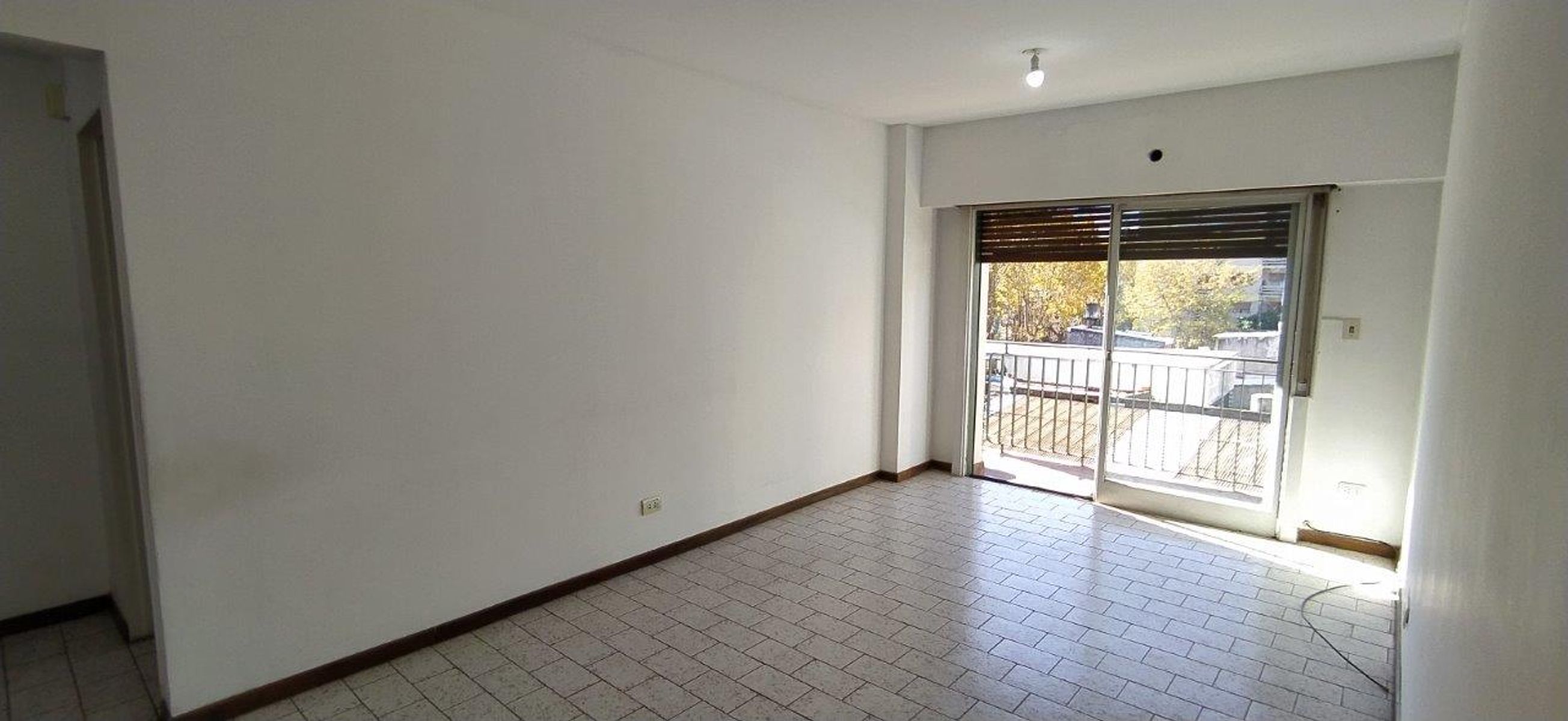 VENTA DE DEPARTAMENTO 2 AMBIENTES APTO A CREDITO EN MONTE GRANDE — foto 3