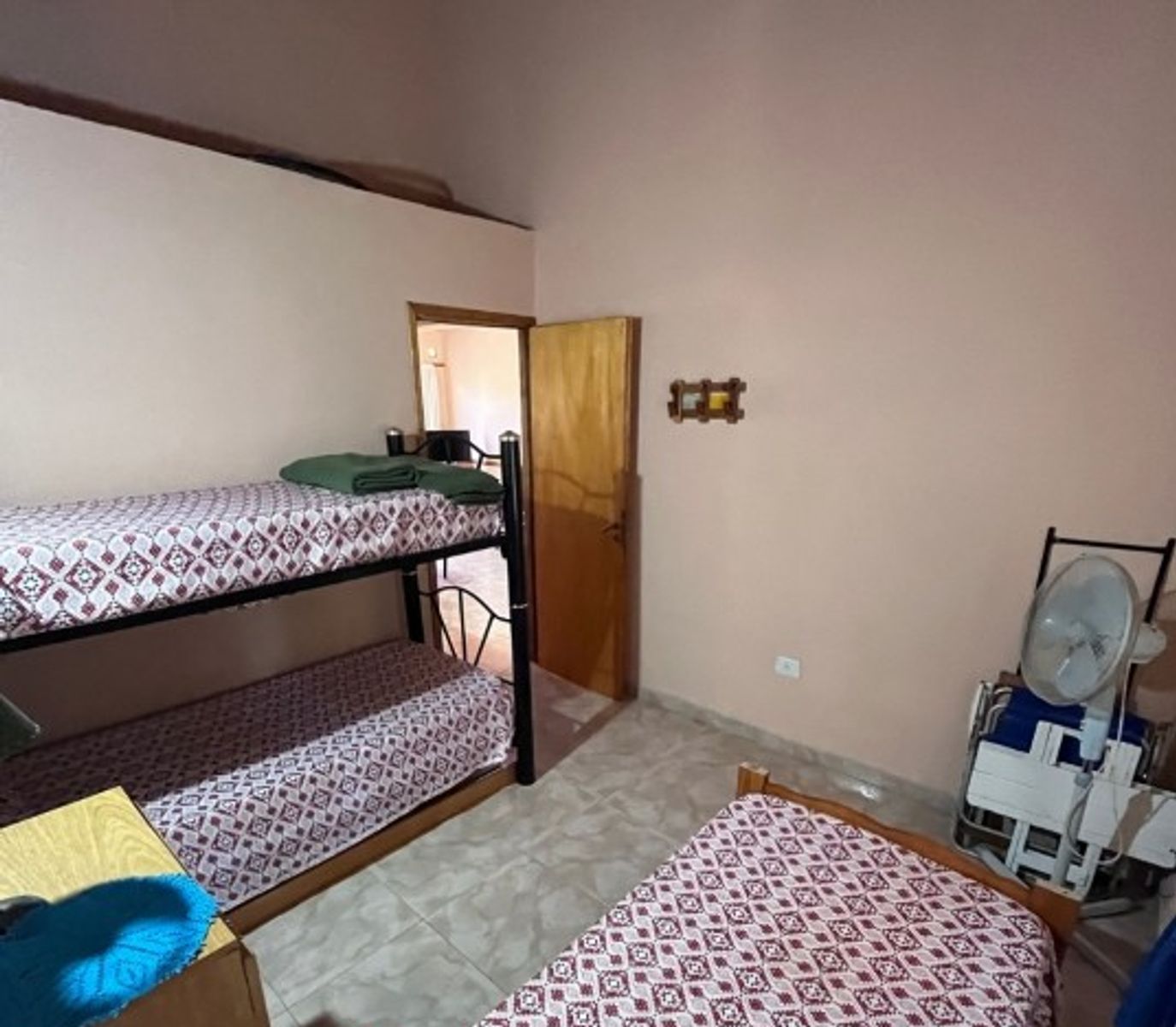 VENTA DE CHALET 3 AMBIENTES CON COCHERA EN MAR DEL TUYU - 6 CUADRAS DEL MAR - 4 DE LA PEATONAL — foto 10
