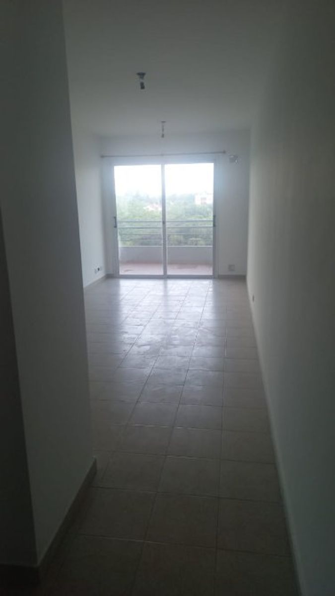 VENTA DE DEPARTAMENTO 2 AMBIENTES EN PLENO CENTRO DE MONTE GRANDE - APTO A CREDITO HIPOTECARIO - 3