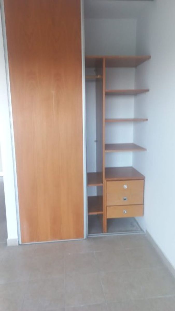 VENTA DE DEPARTAMENTO 2 AMBIENTES EN PLENO CENTRO DE MONTE GRANDE - APTO A CREDITO HIPOTECARIO - 7