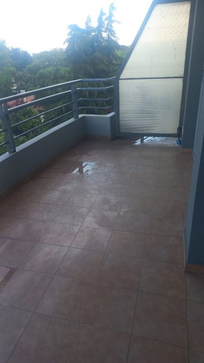 VENTA DE DEPARTAMENTO 2 AMBIENTES EN PLENO CENTRO DE MONTE GRANDE - APTO A CREDITO HIPOTECARIO - 8