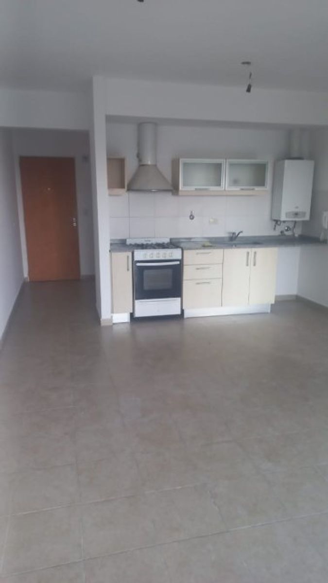 VENTA DE DEPARTAMENTO 2 AMBIENTES EN PLENO CENTRO DE MONTE GRANDE - APTO A CREDITO HIPOTECARIO - 11