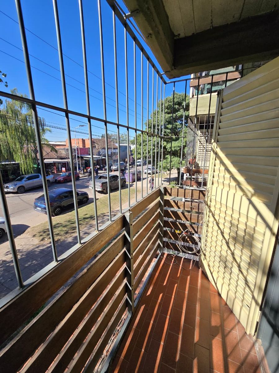 ALQUILER DE EXCELENTE DEPARTAMENTO 3 AMBIENTES SOBRE AVENIDA - BARRIO COCA COLA - MONTE GRANDE - 22