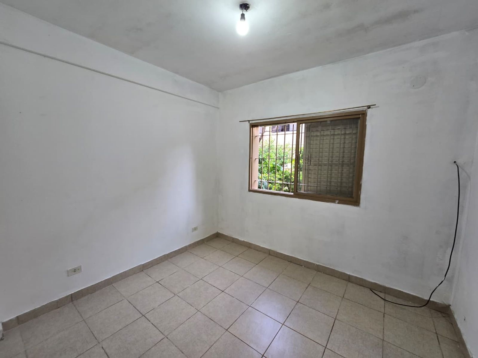 ALQUILER DE DEPARTAMENTO 3 AMBIENTES EN PLANTA BAJA - BARRIO COCA COLA — foto 7