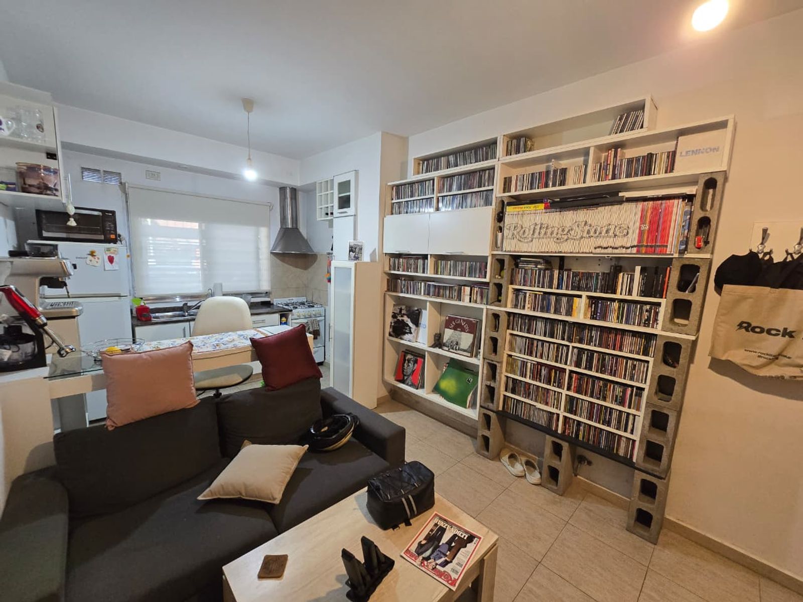 VENTA DE DEPARTAMENTO 2 AMBIENTES CON COCHERA - LOMAS DE ZAMORA - CENTRO - APTO A CRÉDITO HIPOTECARIO - 3