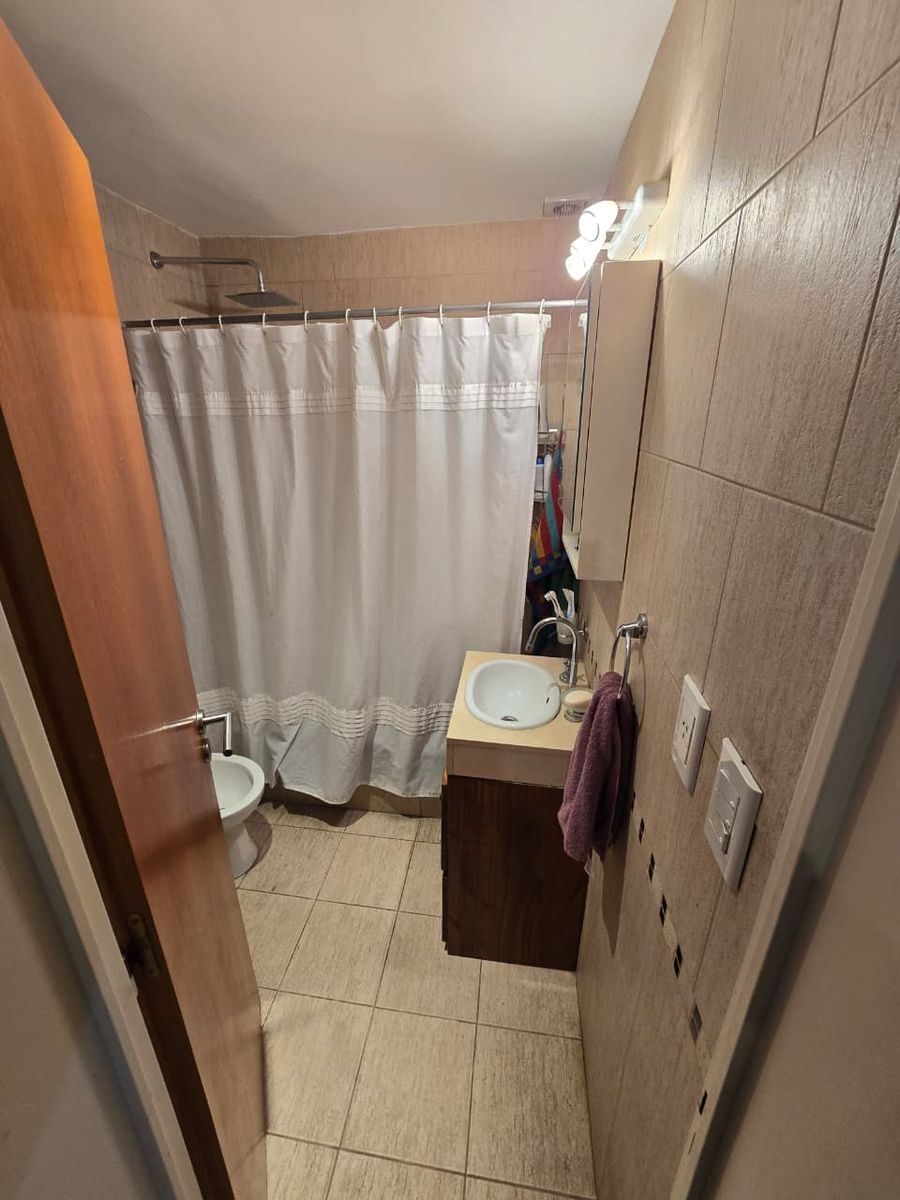 VENTA DE DEPARTAMENTO 2 AMBIENTES CON COCHERA - LOMAS DE ZAMORA - CENTRO - APTO A CRÉDITO HIPOTECARIO - 9