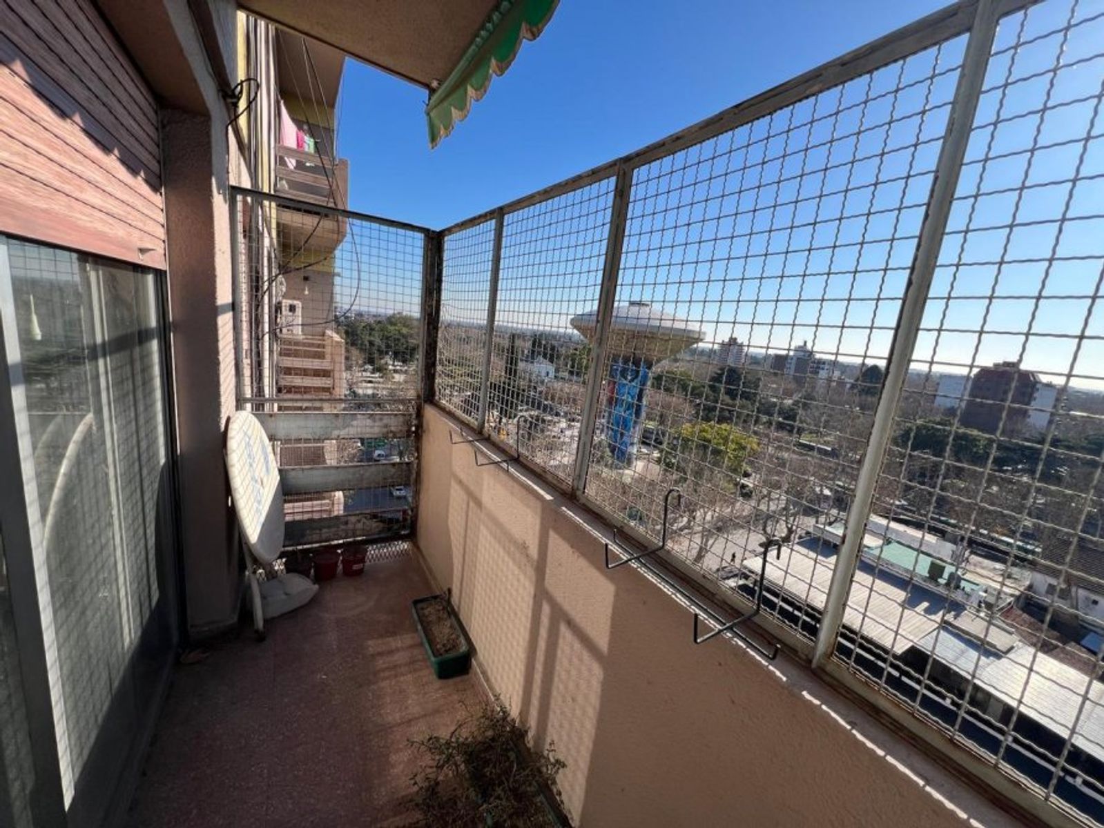 VENTA DE DEPARTAMENTO 3 AMBIENTES FRENTE A ESTACION MONTE GRANDE - APTO A CREDITO HIPOTECARIO - 13