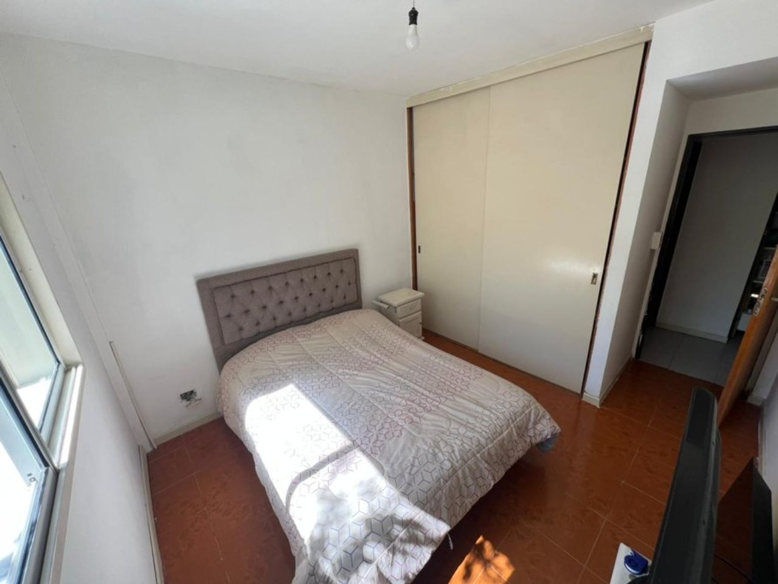 VENTA DE DEPARTAMENTO 3 AMBIENTES EN MONTE GRANDE - CON COCHERA - APTO A CREDITO HIPOTECARIO - 8